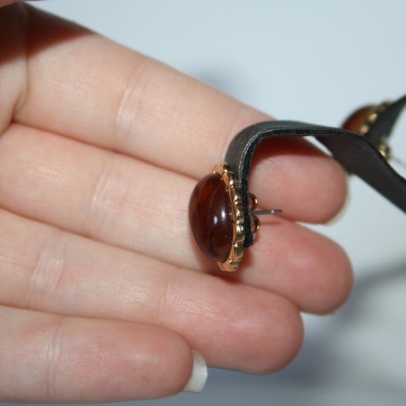 Vintage gold and amber post earrings - Picture 3 of 3